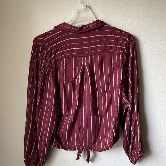 AE Tie Front Top - Picture 2 of 5